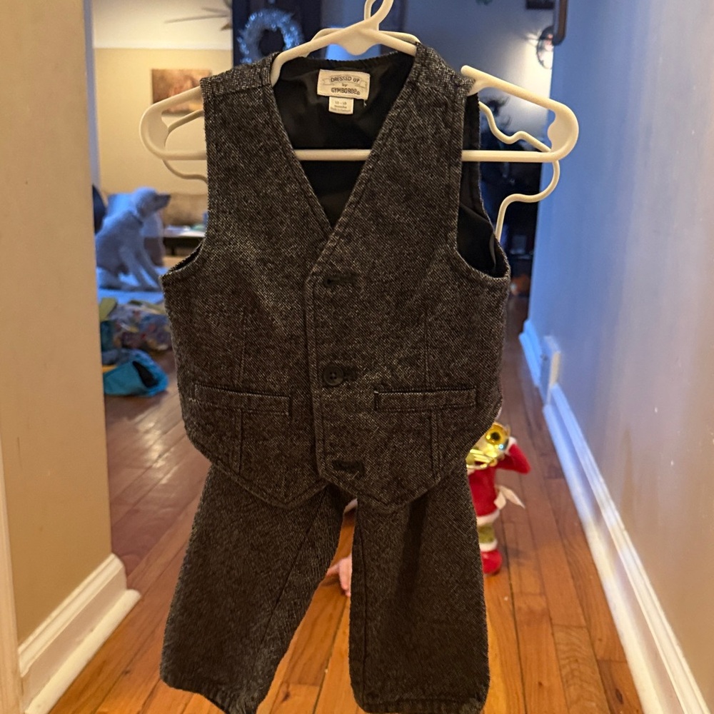 Gymboree Black and Gray Tweed Vest